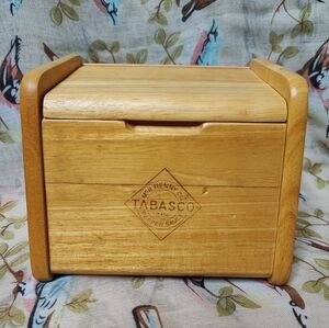 TABASCO Brand Hot Sauce Golden Oak Wooden Wood Kitchen Recipe Card File Box FLAW